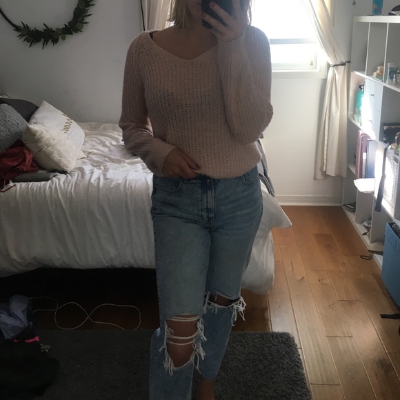 Very comfy pink sweater - Picture 2 of 2